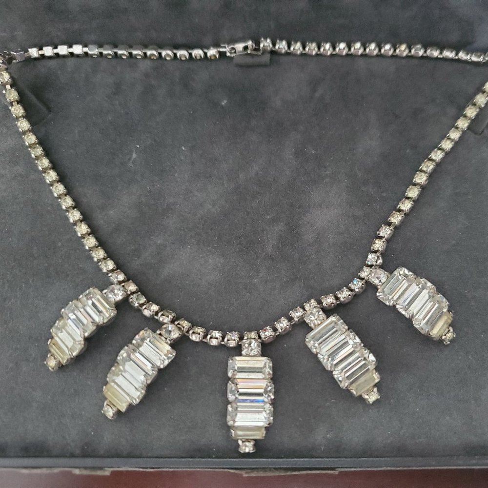 Vintage strass or rhinestone necklace